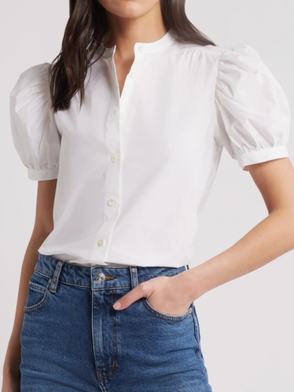 FRAME - Medium - The Gathered Short Sleeve Button-Up Shirt in Crisp White $348